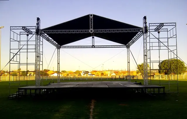 La armadura del altavoz de sonido exhibe la plataforma del escenario al aire libre el sistema de armadura de techo triangular de la armadura de iluminación de aluminio para eventos