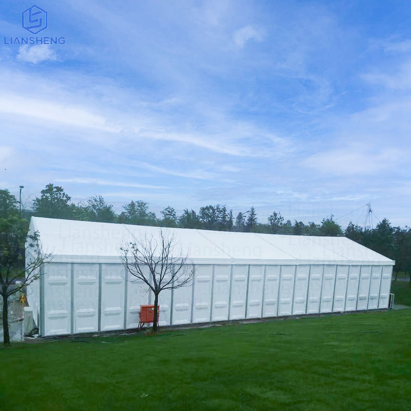 Tienda de campaña grande blanca simple en forma de espiga para carpa industrial de almacén al aire libre a la venta