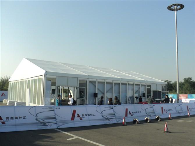 Marco de aleación de aluminio Aplicación al aire libre Exposición Almacén Evento Fiesta Boda Uso Pared de vidrio transparente Carpa de aluminio