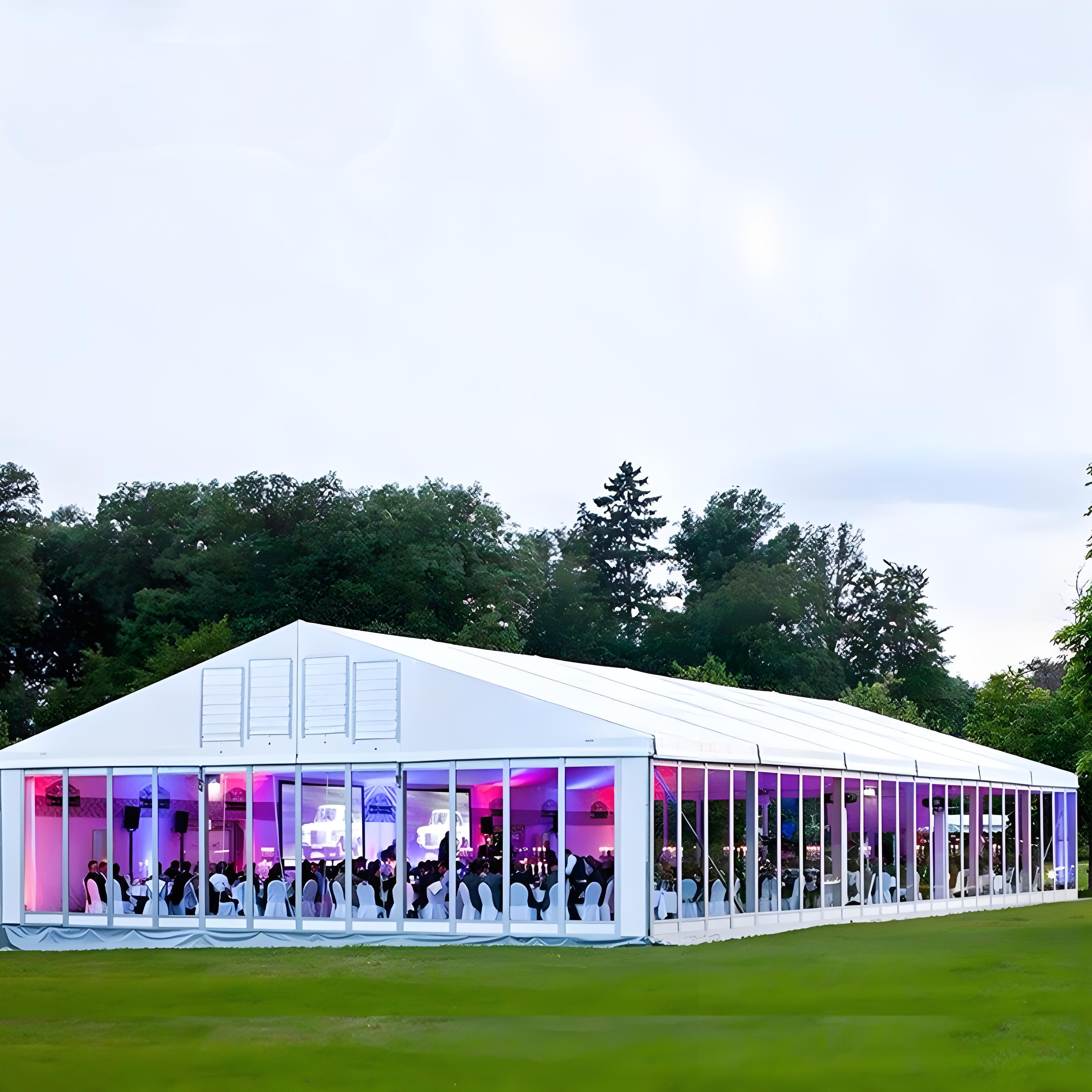 Carpa para fiestas de tamaño personalizado, carpa para eventos de fácil montaje, carpa para bodas con marco de aluminio de largo alcance y revestimiento de techo