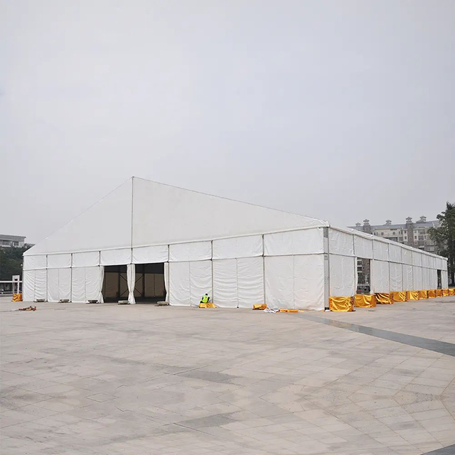 Tienda de campaña al por mayor con marco de aluminio a prueba de viento para la venta