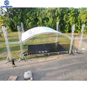 Escenario de concierto al aire libre con armazón de elevación personalizado