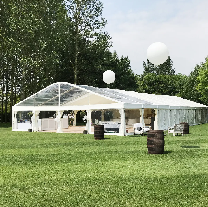 Tienda de cristal del invernadero de la estructura temporal de la iglesia grande de lujo al aire libre para el banquete de boda de los acontecimientos