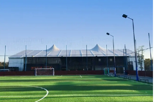 Carpas deportivas de aluminio vs. Carpas de tela tradicionales: ¿cuál es mejor para hacer deporte?